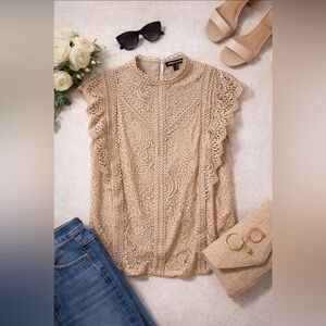 Cable & Gauge Lace Mock Neck Cap Sleeve Blouse in Cream Tan ~ Size Large